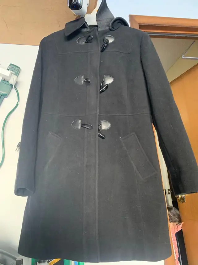Nautica Women’s Medium Wool winter jacket in Women's - Tops & Outerwear in Calgary - Image 2