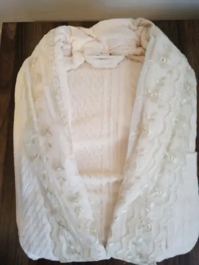 Taille XL Un ensemble luxueux extrêmement jolis Même matière cent pour cent cotton,même motifs, Avec...