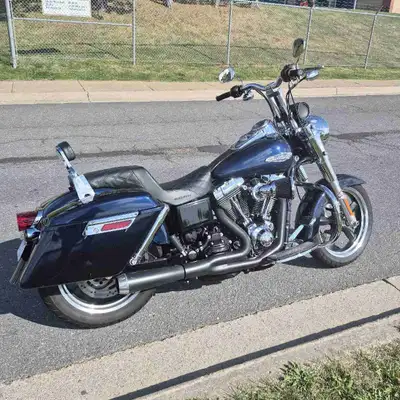 2013 harley switchback 103cubic engine with upgrades has 35000km has beautiful paint job blue with m...
