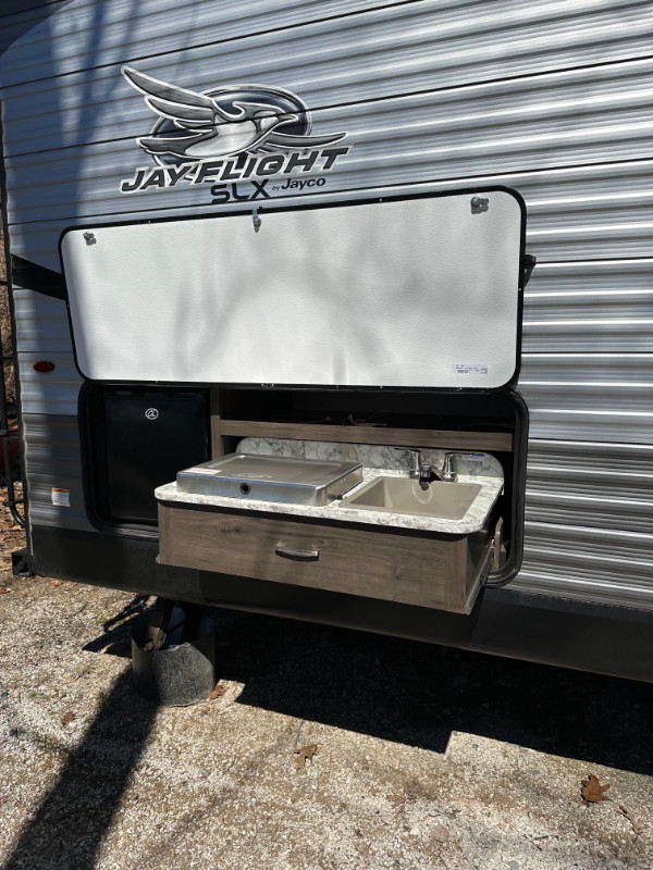 2021 Jayco Jay Flight SLX 284BHS Travel Trailer in Travel Trailers & Campers in Sault Ste. Marie - Image 4
