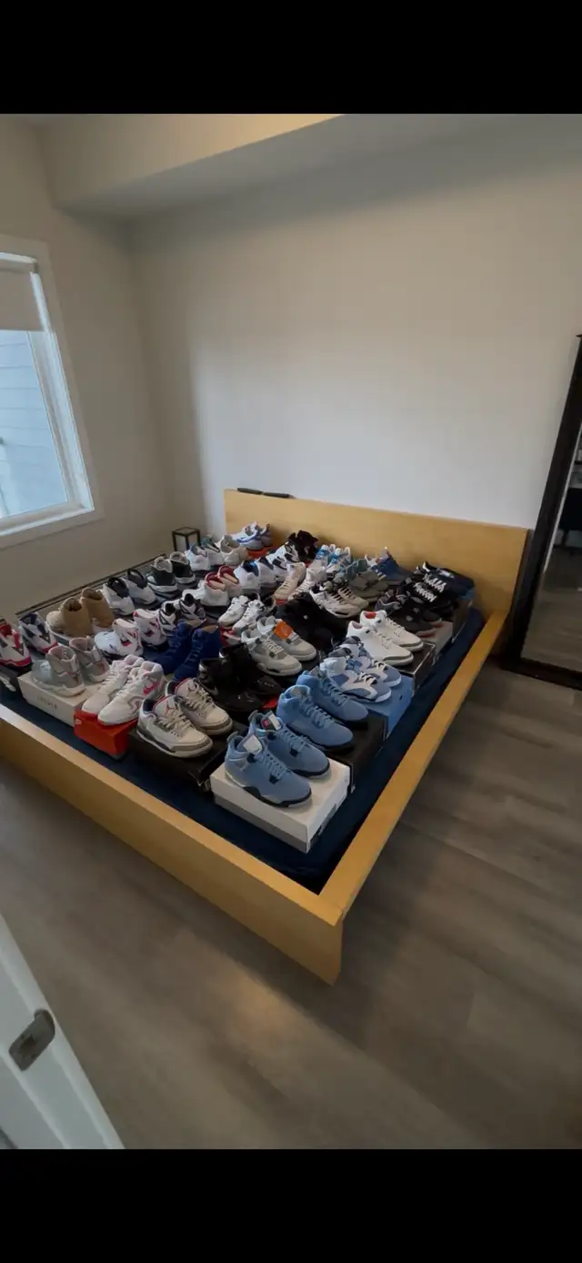 Air Jordan • Retro • Collection for Sale in Men's Shoes in Calgary - Image 2