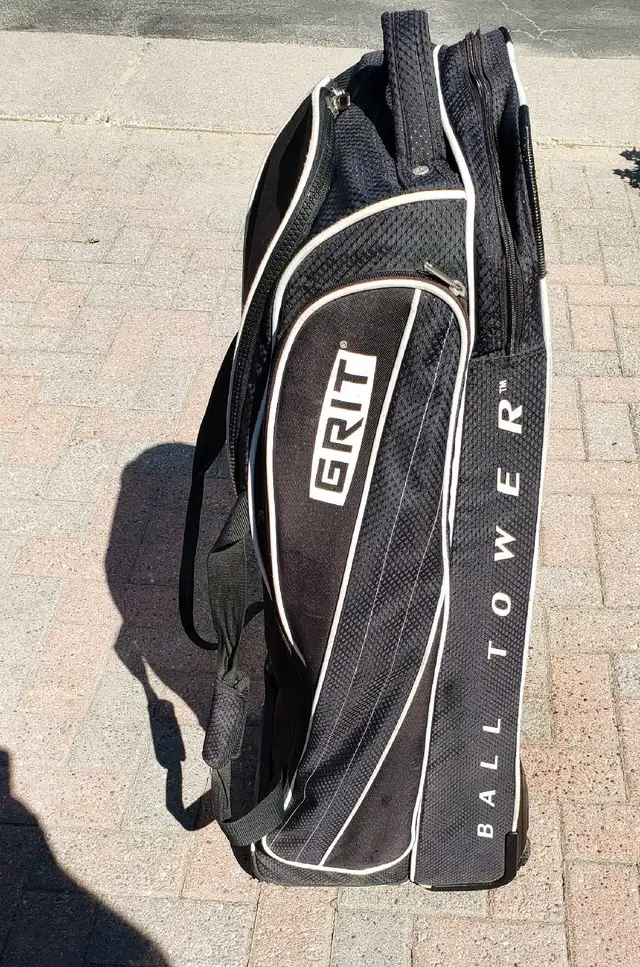 GRIT Ball Tower Wheeled Baseball/ Softball Equipment / Bat Bag in Baseball & Softball in Barrie - Image 5