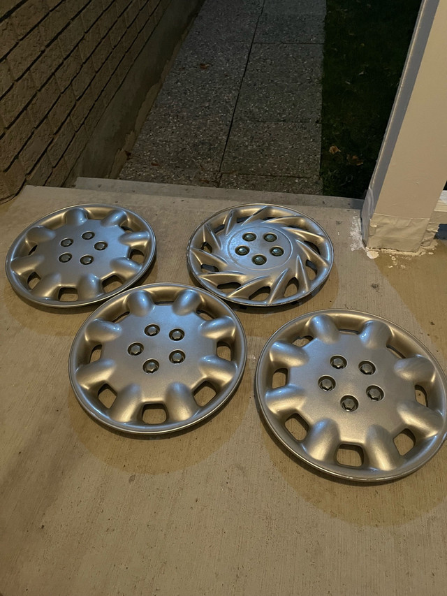 14”  wheel covers in Tires & Rims in Ottawa - Image 2
