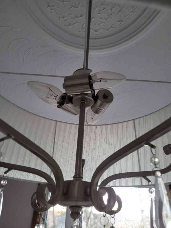 Chandelier in Indoor Lighting & Fans in Hamilton - Image 3