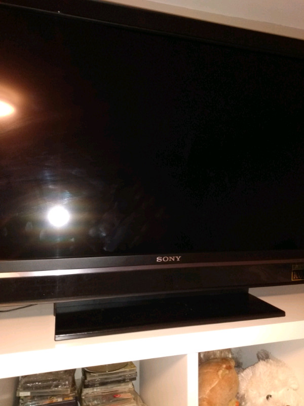 SONY BRAVIA FULL H D.  1080 in General Electronics in City of Halifax - Image 2