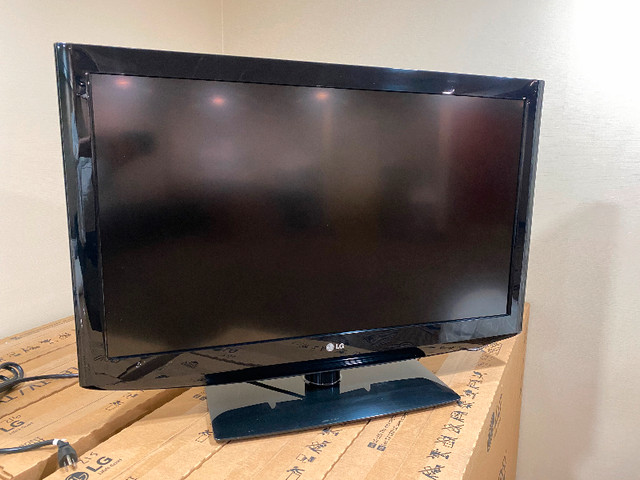LG LCD TVs For Sale in TVs in Calgary - Image 2