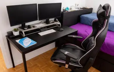 Setup bureau complet – Chaise gaming + 2 écrans + Bureau, View more