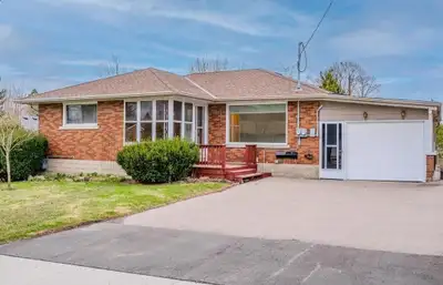 Upper- 3-bedroom house on Rent in Kitchener