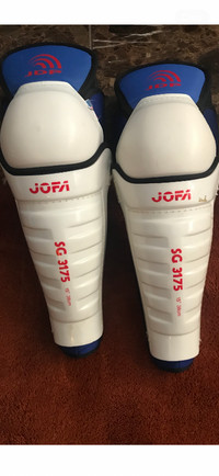 Jofa SG 3175 Shin Pads