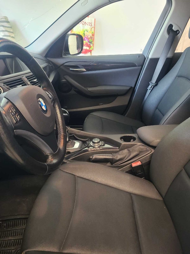 BMW X1 28i — photo 5