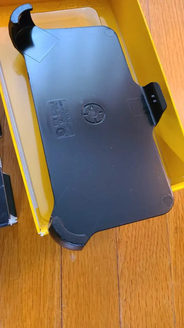 OtterBox Defender Series for iPhone Xs Max in Cell Phone Accessories in City of Toronto - Image 8