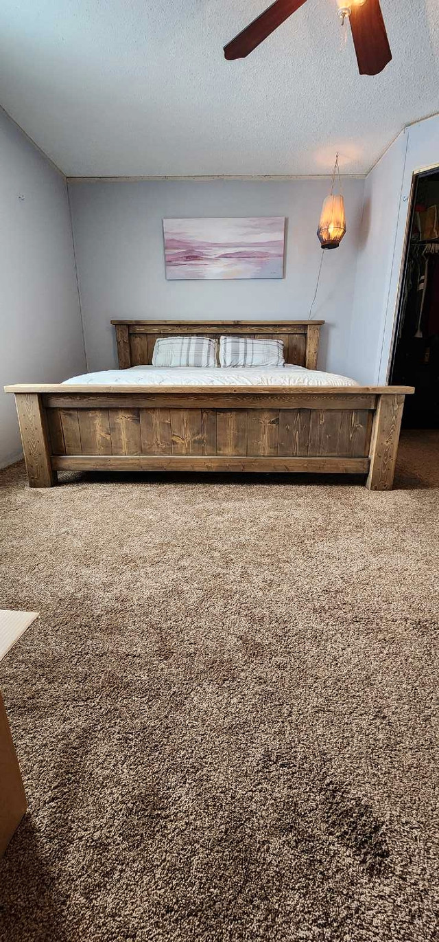 Farmhouse Style Bed in Beds & Mattresses in Edmonton - Image 2
