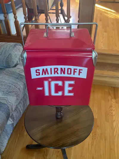Will hold 12 cans or bottles and ice.