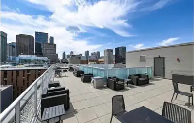 DISPONIBLE DÈS MAINTENANT !!!! Je cède mon bail pour ma chambre dans un appartement lumineux au 1255...