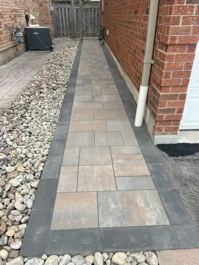 J&L Interlocking Landscaping Grass Wooden Fence Retaining Wall in Interlock, Paving & Driveways in City of Toronto - Image 5