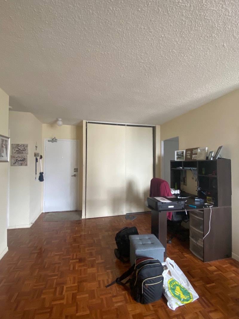 1 bedroom for rent in a 3 bedroom apartment Long Term Rentals City of Toronto Kijiji