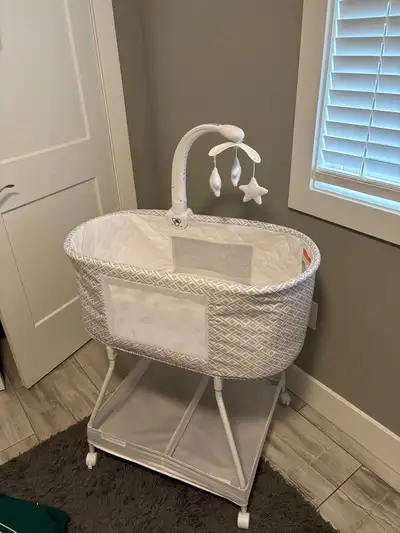 Bassinet- Delta Children Sweet. Like brand new. Baby slept twice only. Barely used. Heart Crib fitte...