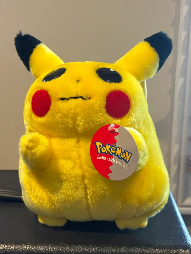 Pokemon Vintage 1990's stuffed  Pikachu mint condition tag on.