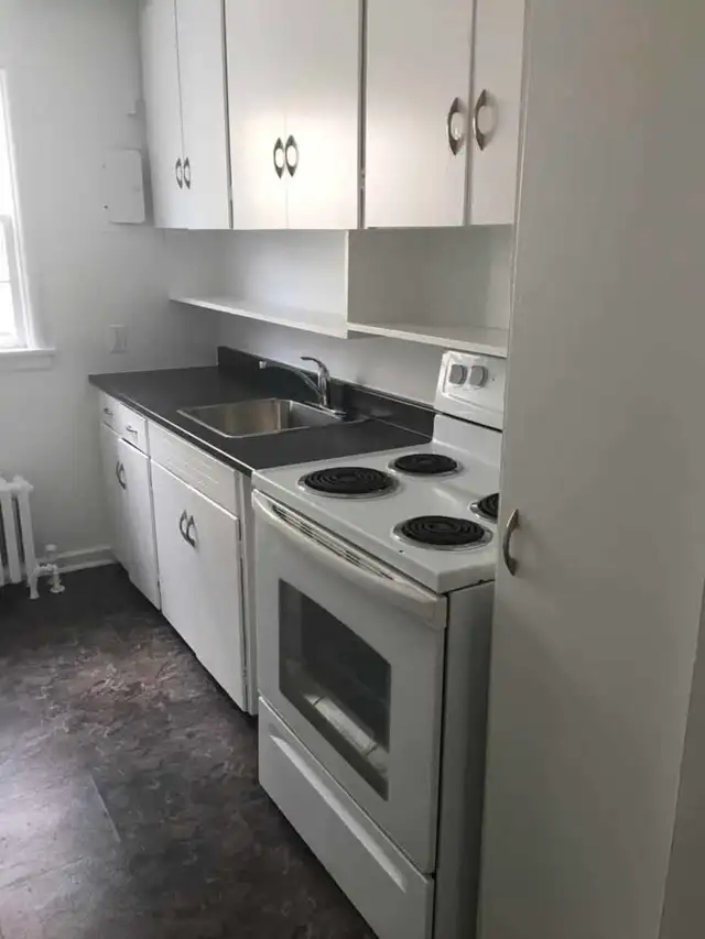 1 Bedroom in a 2 bedroom apartment in Room Rentals & Roommates in City of Halifax - Image 5