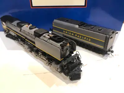 SOLD HO scale Lionel UP 4-6-6-4 Challenger, DCC SOUND ( QSI ), locomotive runs well, headlight is be...