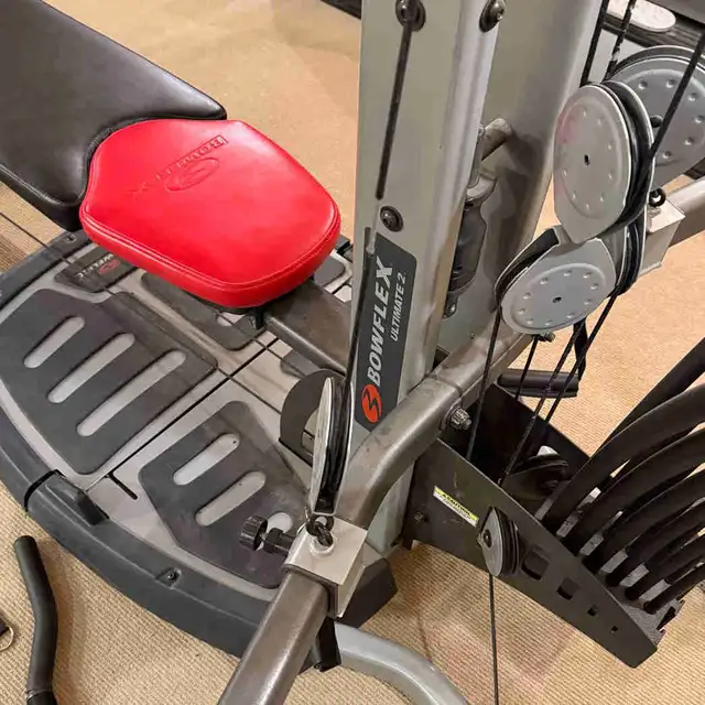 Bowflex Ultimate 2 - Very Good Condition! in Exercise Equipment in Saskatoon - Image 2