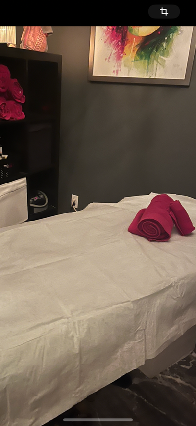 **** MASSAGE & DÉTENTE ****, View more