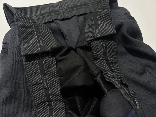 MEYER Dress Pants Wool Blend Stretch Expandible Waist Mens 34x32 in Men's in Calgary - Image 6