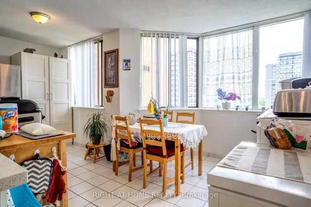 1208-80 Alton Towers Circle 2Bed2Wr ***SOLD*** in Condos for Sale in City of Toronto - Image 14