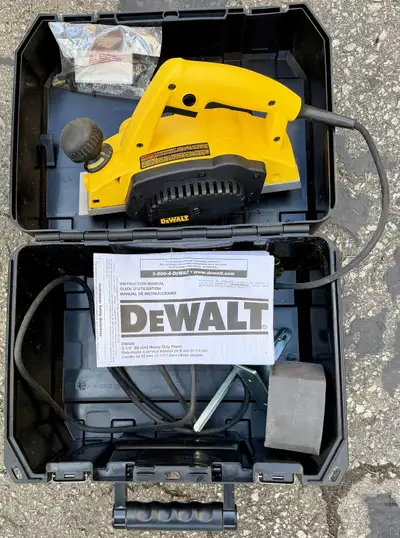 Dewalt DW680K 7 Amp 3-1/4-Inch Planer  (used once only), View more