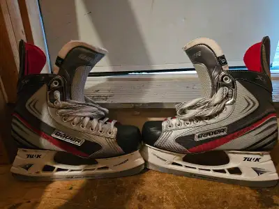 Bauer Vaper Size 11 Hockey Skates, View more