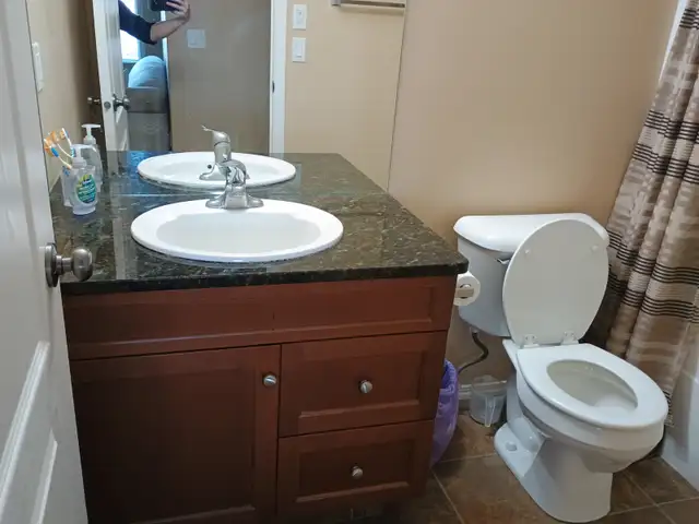 Room for Rent62863324892417123
