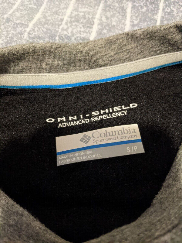 Columbia Omni-Shield Pullover Sweater Men's Size Small in Men's in Edmonton - Image 2