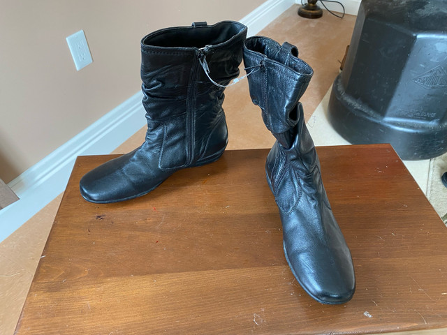 Brand new I LOVE COMFORT Boots, size 8 in Women's - Shoes in City of Halifax