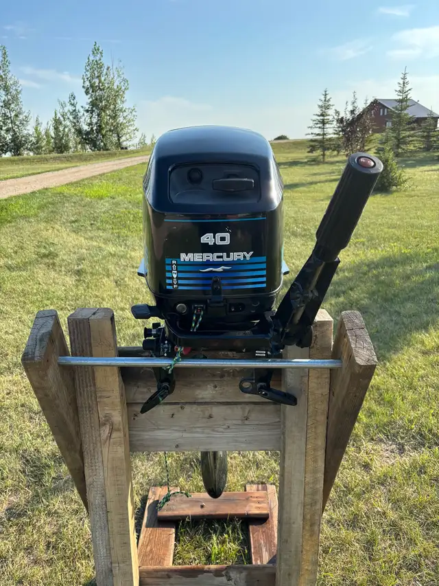 mercury Seapro 40 in Powerboats & Motorboats in Regina - Image 3