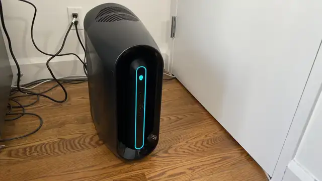 Used Alienware Aurora Gaming PC – Ryzen 7 / RX 5700 8GB / 16GB ...