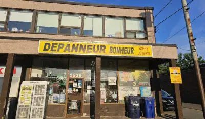 Vous recherchez une entreprise bien établie dans un endroit bien situé ? Ce dépanneur est parfaiteme...