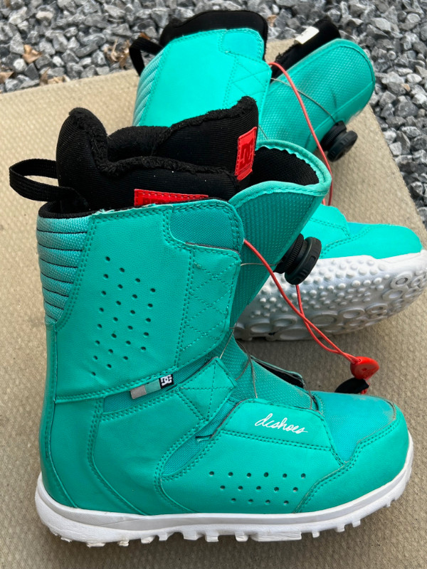 Turquoise DC Snowboard Boots - Women's size 7 in Snowboard in Calgary