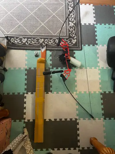Recurve fishing bow for sale extra arrows and tips come with bow fishing reel with extra string nylo...