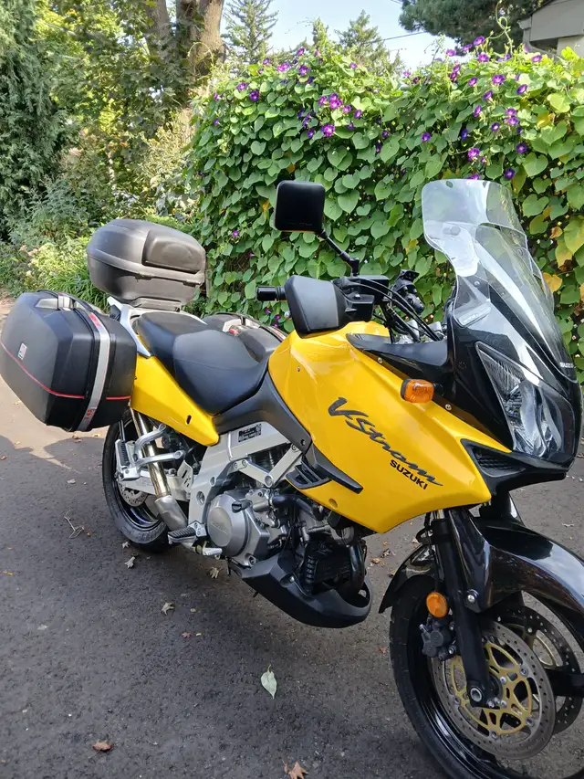 Suzuki VStrom DL1000 in Touring in City of Toronto - Image 7