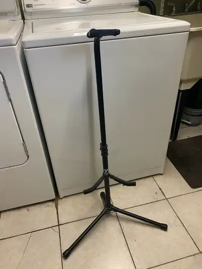 Yorkville Deluxe Hanging Guitar Stand, View more