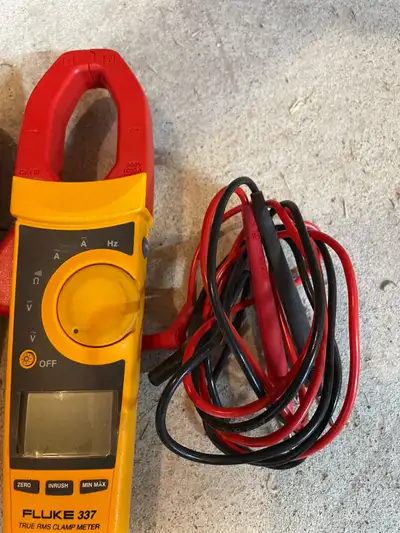 Fluke 337 True RMS meter, View more