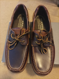 Sperry. Top-Sider. US 11. Stingray Collection.