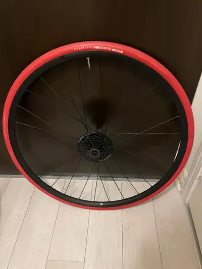 INCLUDES free indoor training tire attached. I’ve only used this tried a couple of times last year,...