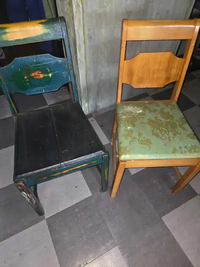 vieilles chaises, View more