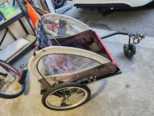 schwinn double bike trailer in Kids in Ottawa - Image 5