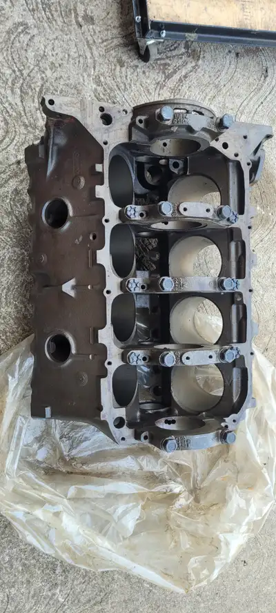 1966 Pontiac YH Code 421 Engine and Parts New .040" over pistons and rings 4-Bolt main block has bee...