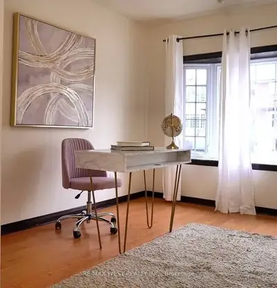 a private room for rent at lakeshore near Humber college campus