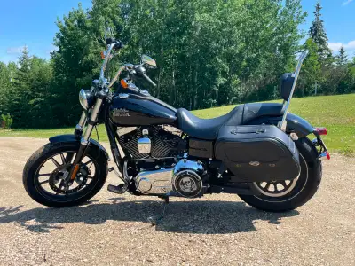 2013 Street Bob for sale. 103 Cubic Inch (1690cc). I do not get out much these days. I could probabl...