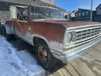 1975 Dodge D300 club cab dually project 