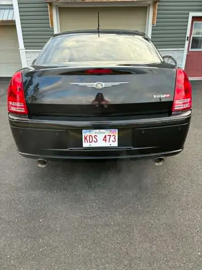2008 Chrysler 300 SRT8 Bembo Brakes 3rd owner Never driven in winter and barely in the rain Collisio...